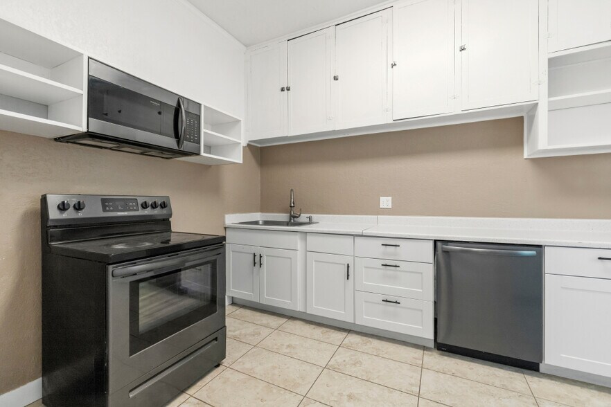 More Photos Of 617 Main St, Klamath Falls Storefront Retail Residential For Sale