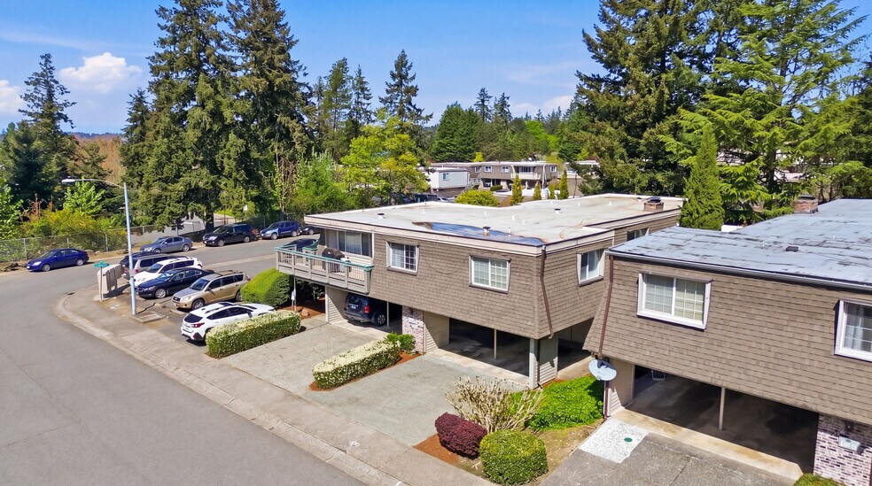 More Photos Of 14506 NE 6th Pl, Bellevue Apartments For Sale