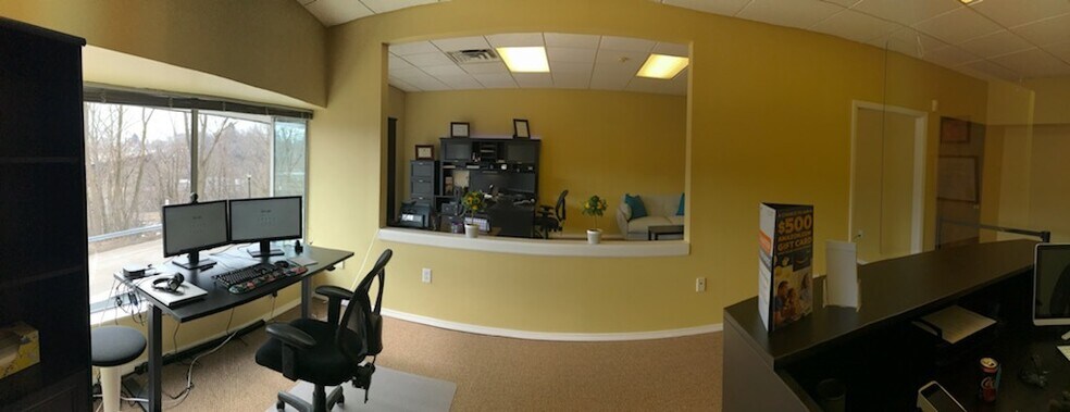 More Photos Of 560 W Third St, Jamestown Office For Lease