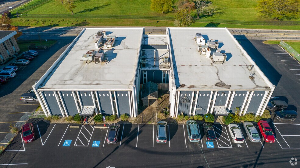 More Photos Of 4770 Indianola Ave, Columbus Office For Lease