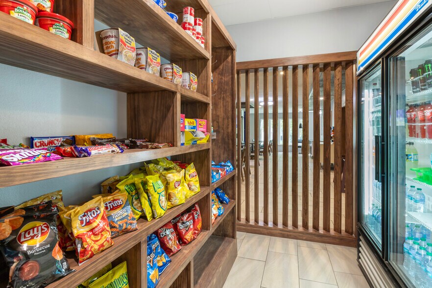 More Photos Of 2965 E Main St, Alice Hospitality For Sale