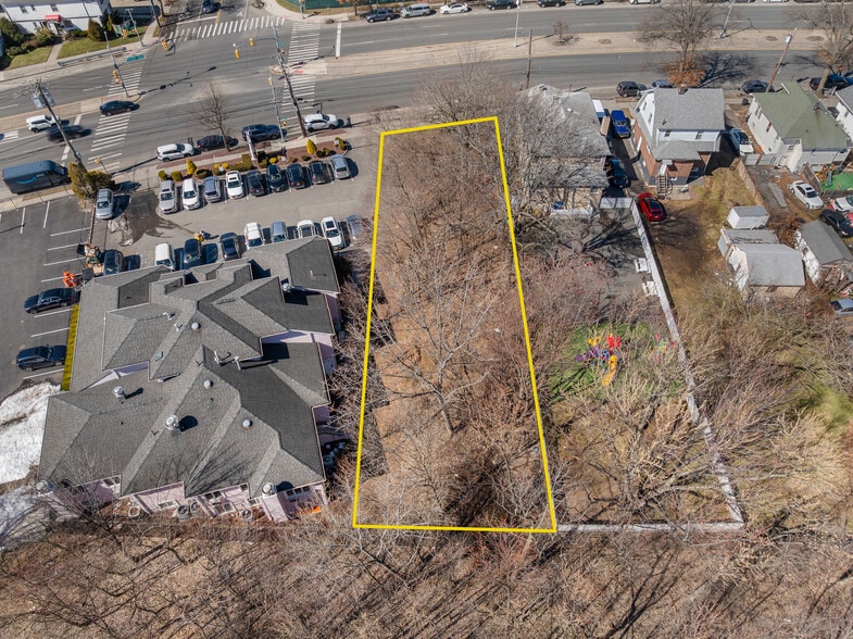 More Photos Of 0 Richmond Ave, Staten Island Land For Sale