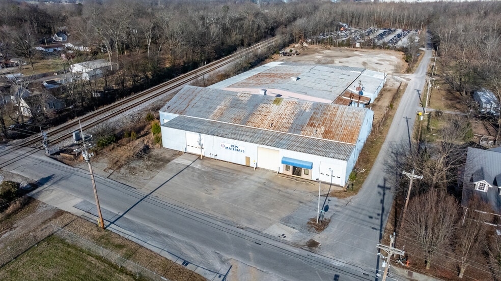 More Photos Of 240 E Park St, Guthrie Industrial For Lease