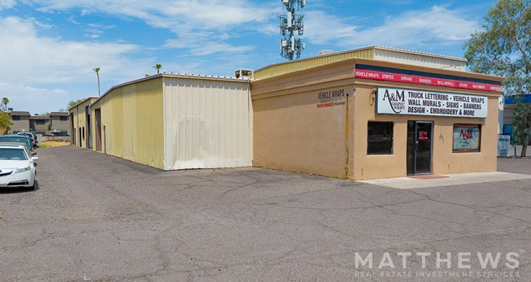 More Photos Of 424 S Gilbert Rd, Mesa Warehouse For Sale