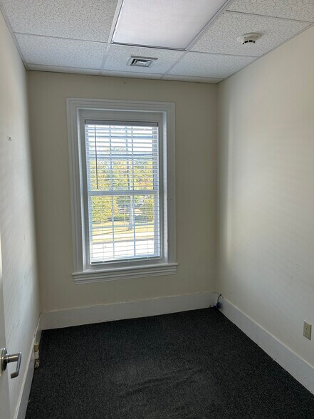 More Photos Of 555 2nd Ave, Collegeville Medical For Lease