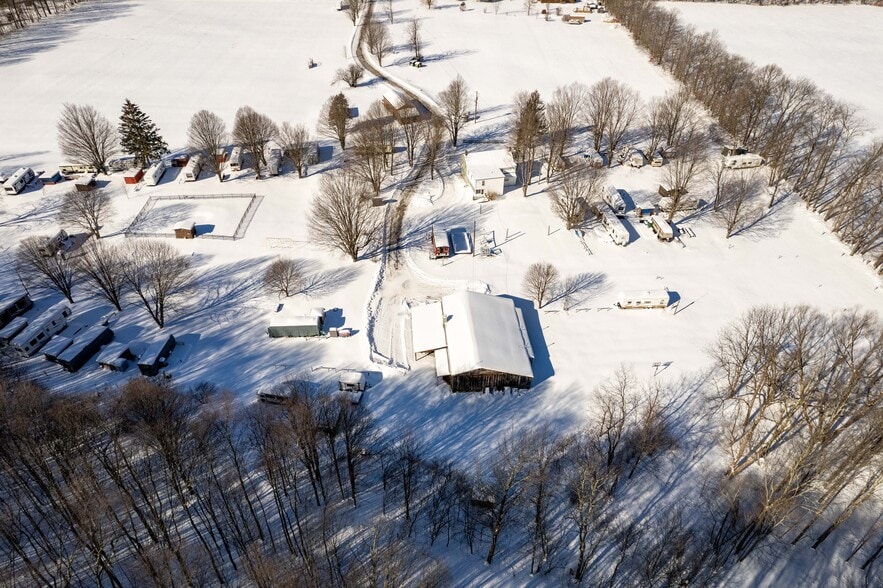 More Photos Of 55 Broken Wheel Rd, Petersburgh Trailer Camper Park For Sale