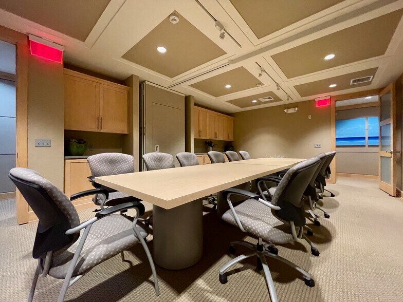 More Photos Of 90 Grove St, Ridgefield Medical For Sale