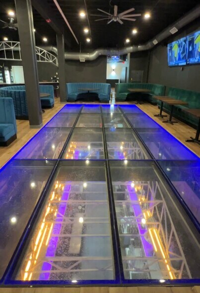 More Photos Of 326 N Chaparral St, Corpus Christi Freestanding For Sale