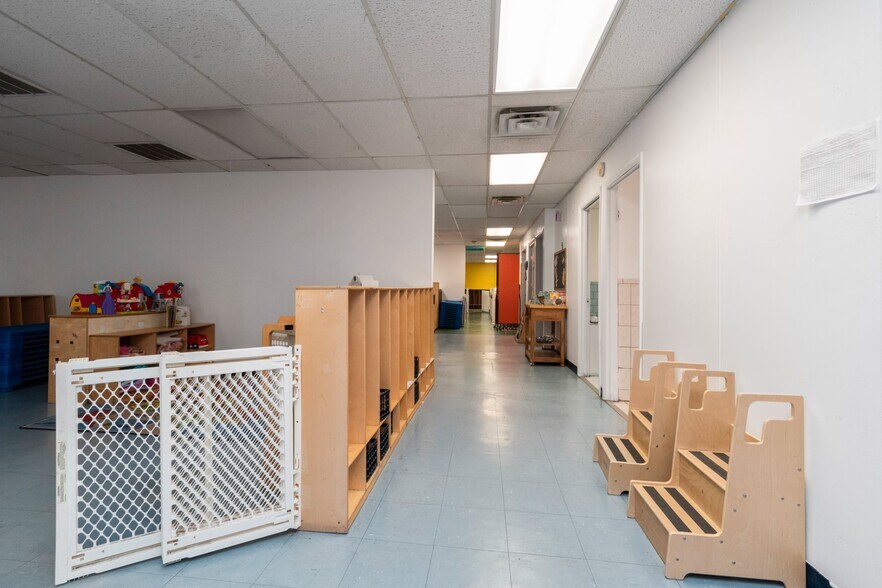 More Photos Of 211 Wise Ave, Dundalk Schools For Sale