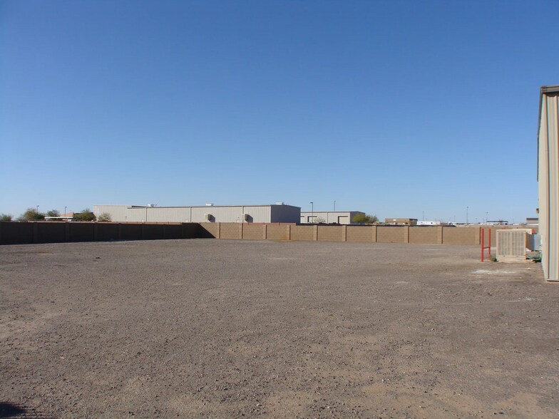 More Photos Of 640 W Centennial Blvd, Casa Grande Warehouse For Lease