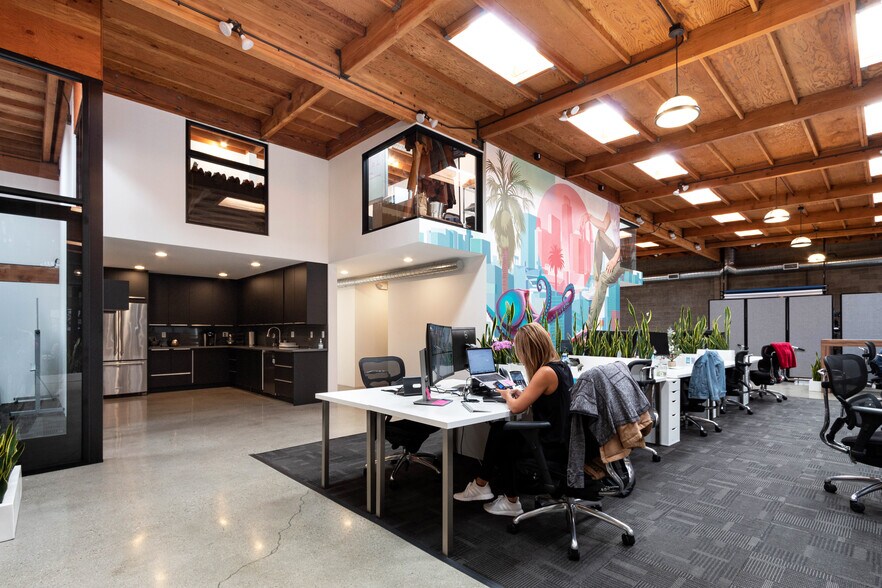 More Photos Of 113-117 Sierra St, El Segundo Loft Creative Space For Lease