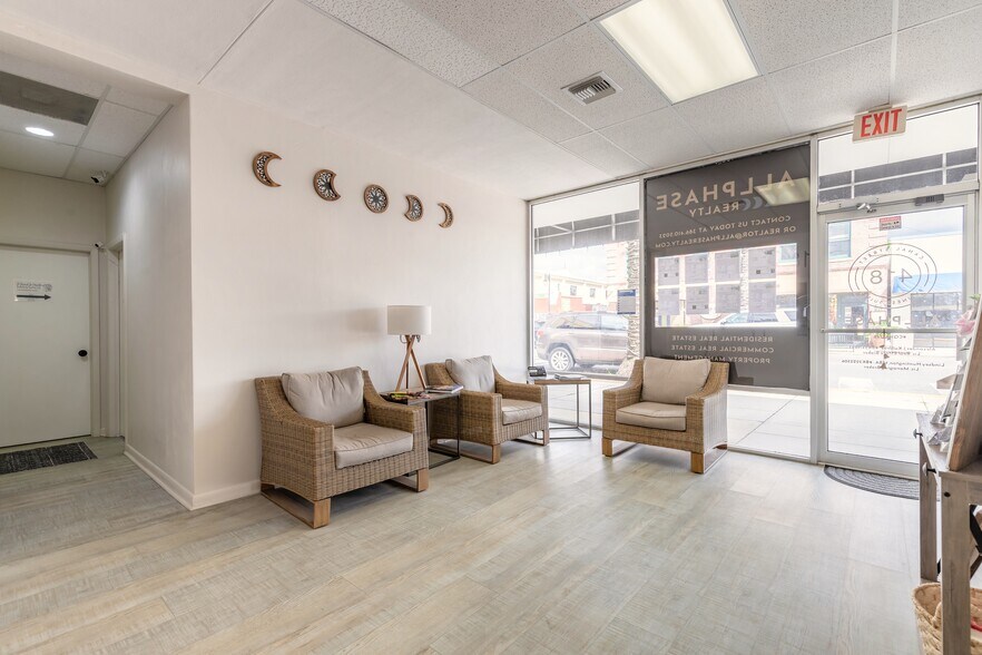 More Photos Of 418 Canal St, New Smyrna Beach Loft Creative Space For Sale