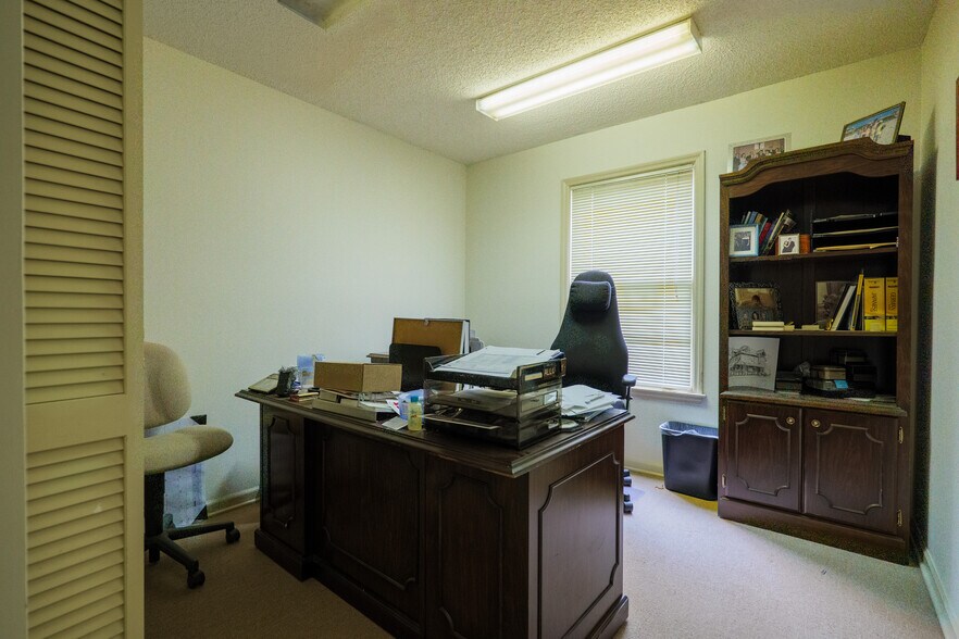 More Photos Of 3185 Madison Hwy, Valdosta Office For Sale