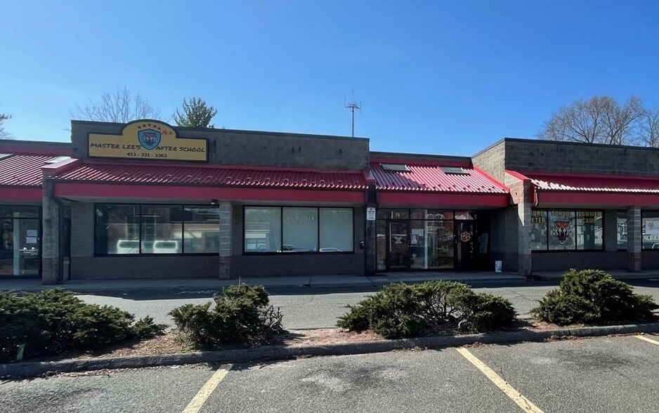 More Photos Of 70-90 Main St, Chicopee Unknown For Lease