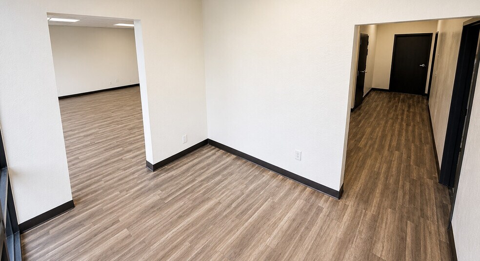 More Photos Of 25024-25026 Viking St, Hayward Manufacturing For Sale