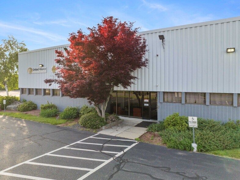 More Photos Of 5 Dan Rd, Canton Manufacturing For Lease