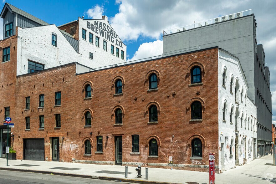 More Photos Of 945 Bergen St, Brooklyn Apartments For Lease