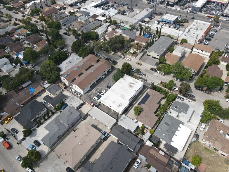 More Photos Of 6722 Troost Ave, North Hollywood Apartments For Sale