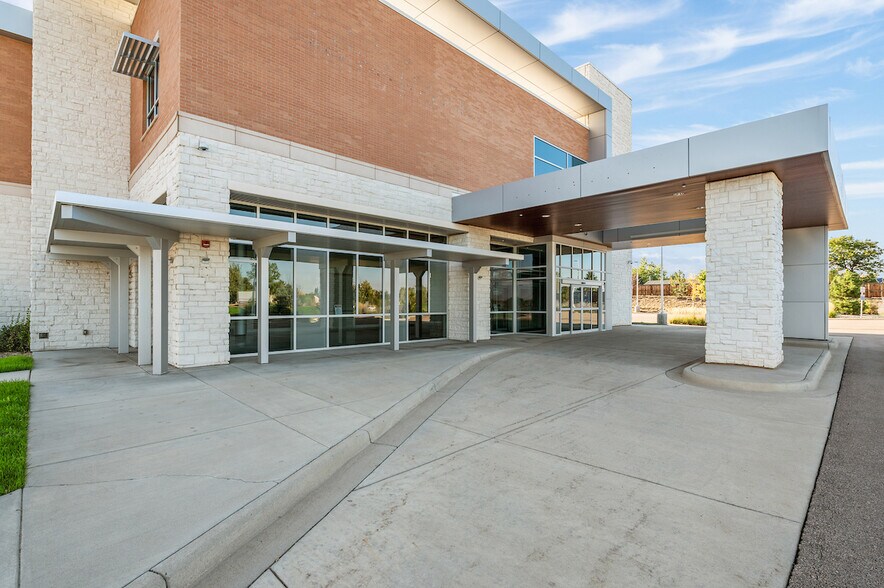 More Photos Of 8515 W Coal Mine Ave, Littleton Medical For Lease