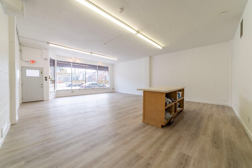 More Photos Of 1401-1405 Franklin St, Michigan City Office For Lease