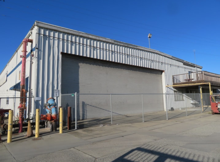 More Photos Of 880 W Beach Rd, Watsonville Warehouse For Sale