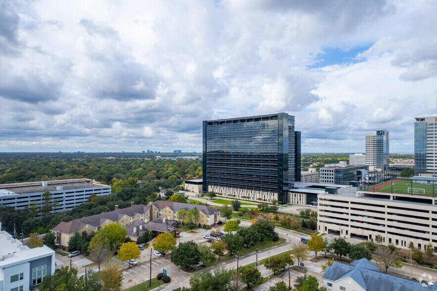 More Photos Of 2424 Rogerdale Rd, Houston Hotel For Sale