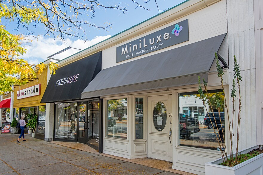 More Photos Of 74-102 Central St, Wellesley General Retail For Sale