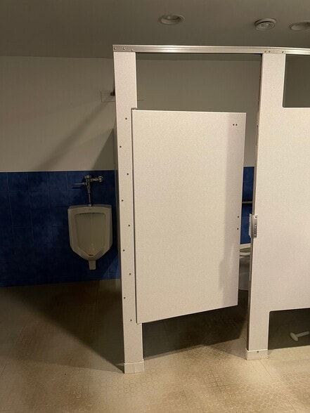 More Photos Of 55 Crescent St, Stamford Warehouse For Sale