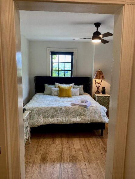 More Photos Of 294 Freshwater Cove Ln, Lovingston Hospitality For Sale