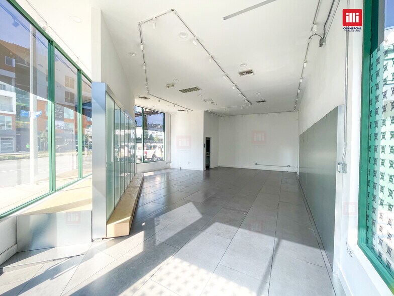 More Photos Of 1000 N Fairfax Ave, West Hollywood Storefront For Sale