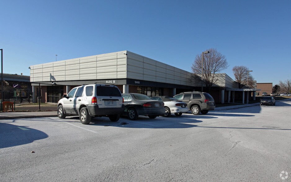Primary Photo Of 10450 Hickman Mills Dr, Kansas City Daycare Center For Lease