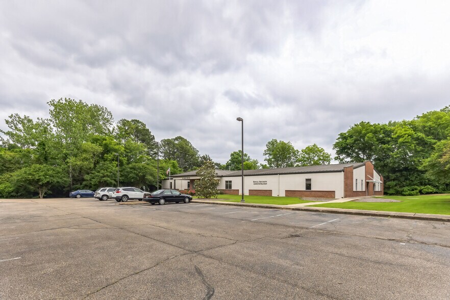 More Photos Of 199 Saddle Creek Dr, Tupelo Office For Sale