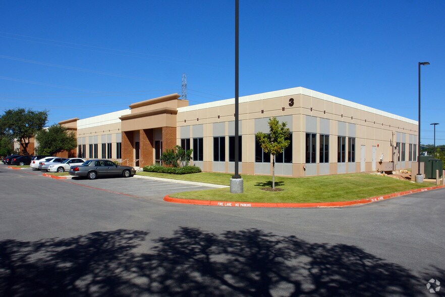 More Photos Of 607 E Sonterra Blvd, San Antonio Unknown For Lease