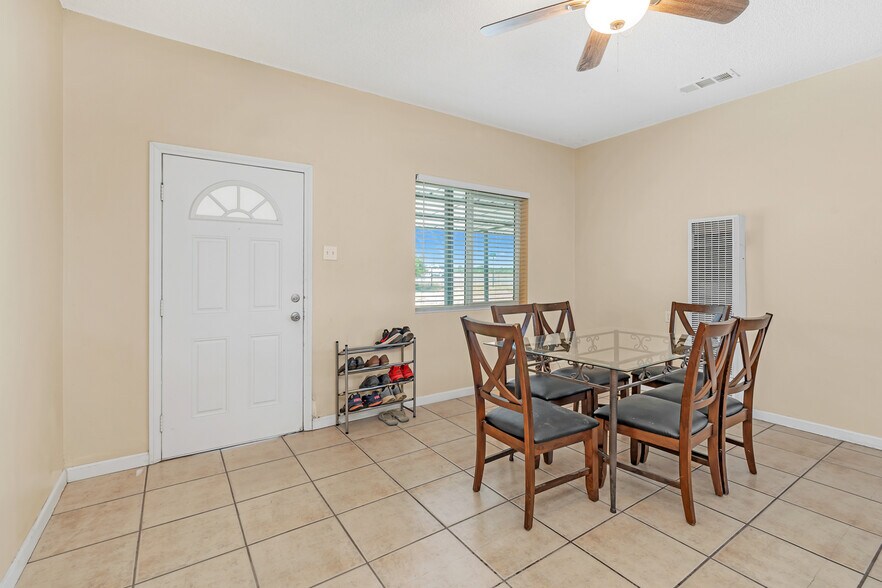 More Photos Of 5915 Weedpatch Hwy, Bakersfield Apartments For Sale