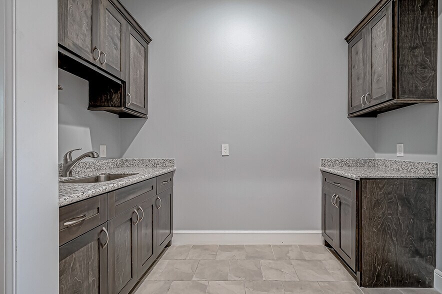 More Photos Of 18514 Green Land Way, Houston Medical For Lease