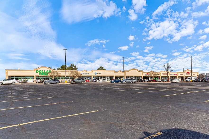 Primary Photo Of 630 Lillington Hwy, Spring Lake General Retail For Lease
