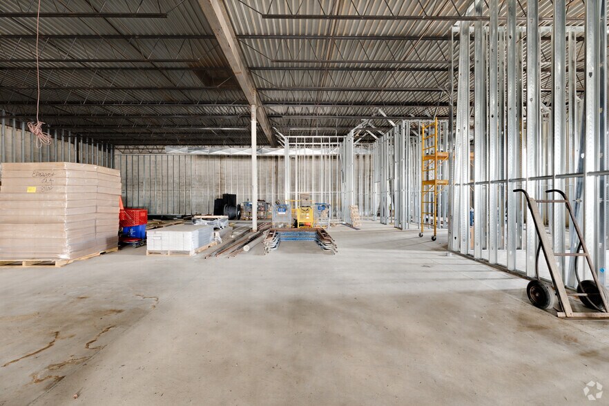 More Photos Of 545 W Broad St, Paulsboro Storefront For Sale