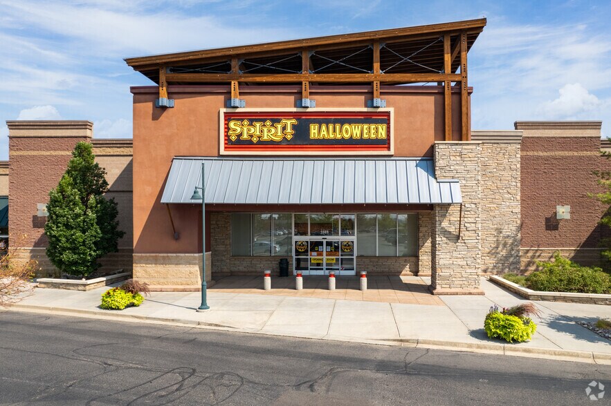 More Photos Of 1405-1775 Rocky Mountain Ave, Loveland Unknown For Lease