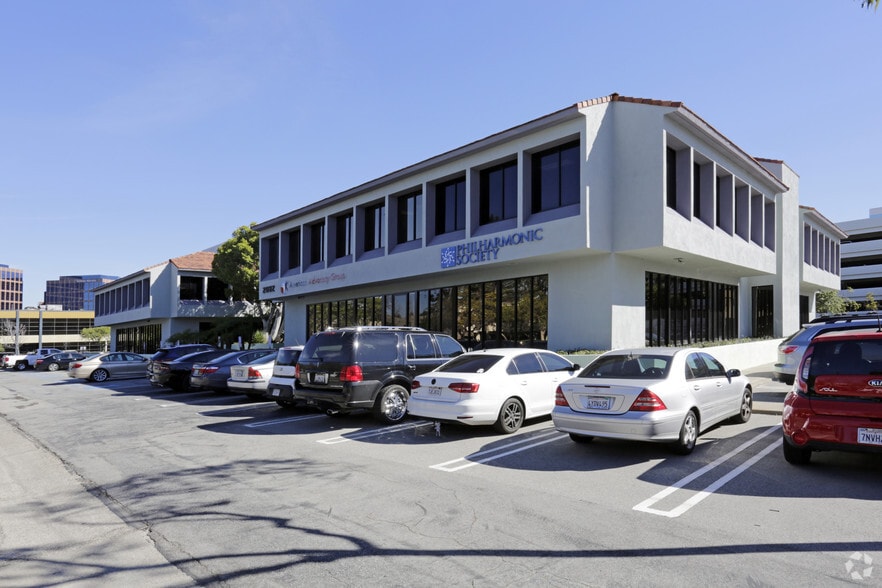 Primary Photo Of 2082 Business Center Dr, Irvine Office For Lease