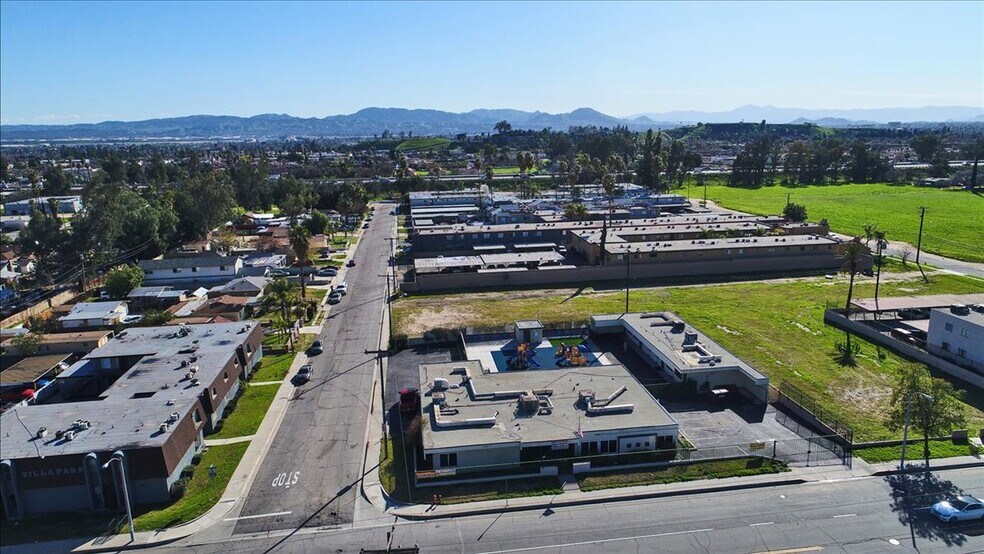 More Photos Of 1455 E Lynwood Dr, San Bernardino Schools For Sale