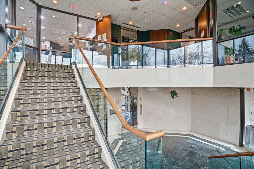 More Photos Of 941 Hillwind Rd NE, Minneapolis Medical For Sale