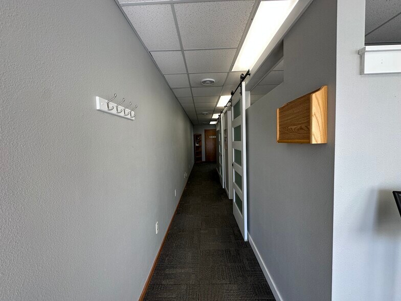 More Photos Of 207 Scott Ct, Iowa City Storefront Retail Residential For Sale