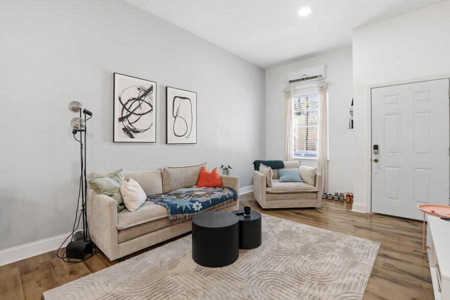 More Photos Of 521 W 37th St, Savannah Multifamily For Sale