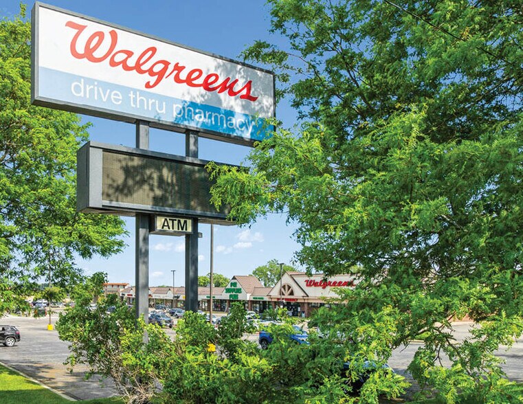 More Photos Of 3805 80th St, Kenosha Drugstore For Sale