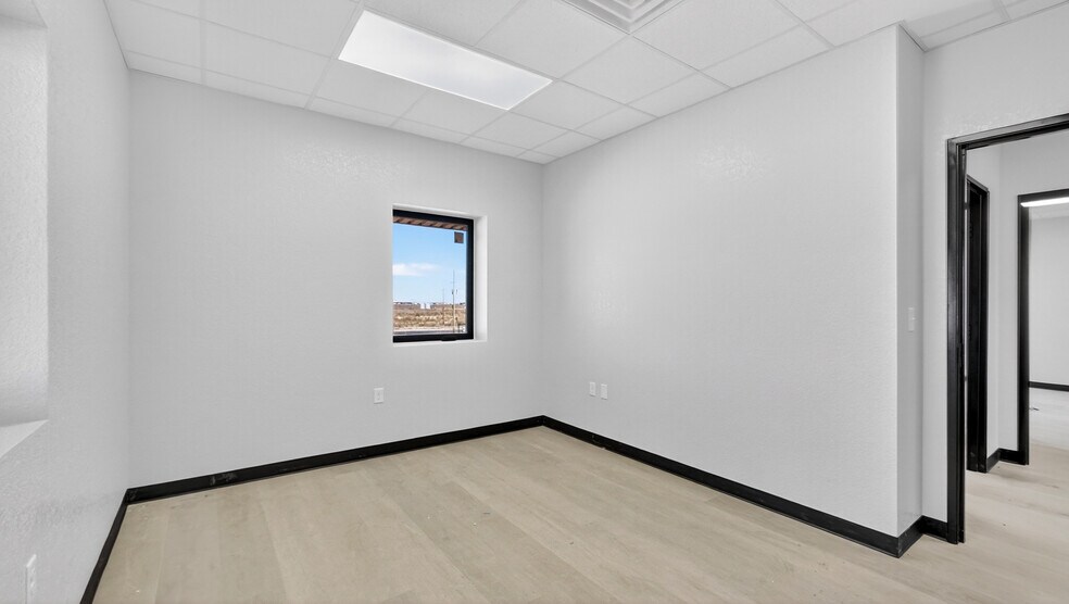 More Photos Of 16511 W Basin St, Odessa Industrial For Lease