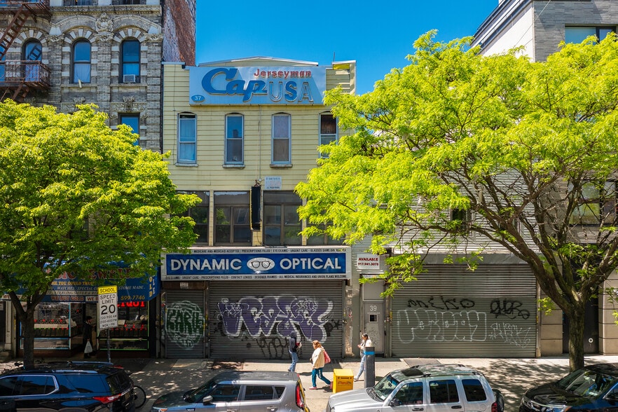 Primary Photo Of , Brooklyn General Retail For Sale