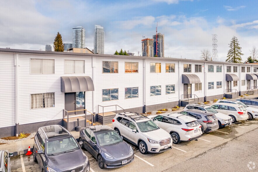 More Photos Of 3815-3835 1st Av, Burnaby Warehouse For Lease