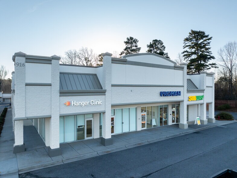 More Photos Of 916 Cox Rd, Gastonia Office For Lease