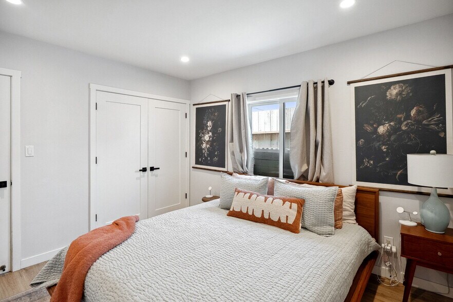 More Photos Of 4852 S Centinela Ave, Los Angeles Multifamily For Sale