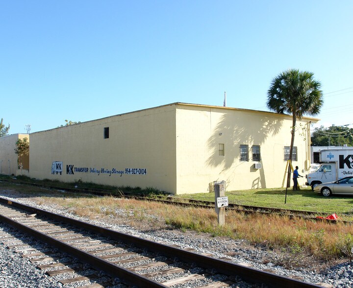 Primary Photo Of 5 NW 3rd Ave, Dania Beach Warehouse For Sale